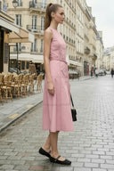 STITCH DETAIL MIDI DRESS W / BELT