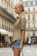 DART DETAIL SHORT STEEVE BUTTON DOWN BLOUSE