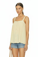 SLEEVELESS PLEATED TANK TOP